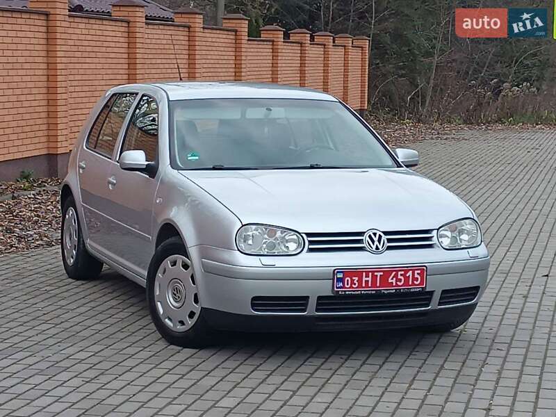 Volkswagen Golf 2003