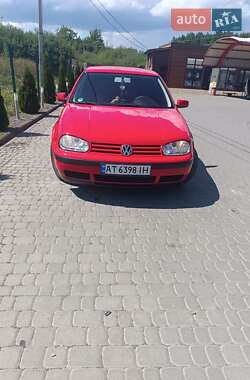 Хетчбек Volkswagen Golf 2001 в Надвірній