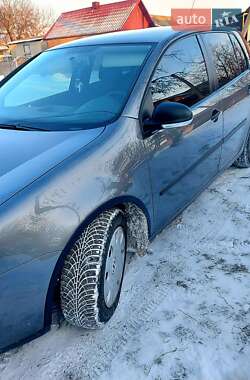 Хэтчбек Volkswagen Golf 2008 в Днепре