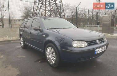Универсал Volkswagen Golf 2000 в Киеве