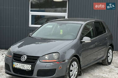 Хэтчбек Volkswagen Golf 2007 в Чернигове