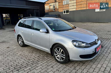 Універсал Volkswagen Golf 2010 в Нововолинську