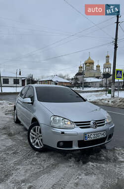 Хэтчбек Volkswagen Golf 2006 в Звягеле