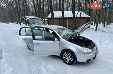 Хетчбек Volkswagen Golf 2007 в Теплику