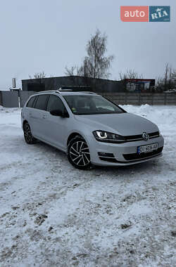Универсал Volkswagen Golf 2015 в Костополе