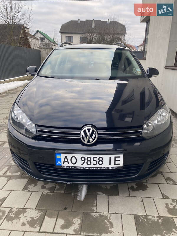 Volkswagen Golf 2011