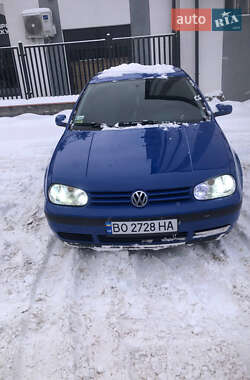 Хэтчбек Volkswagen Golf 1998 в Чорткове