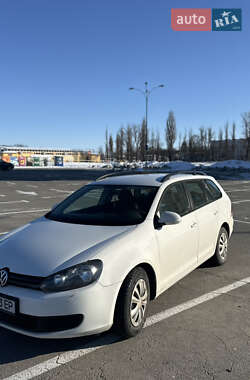 Универсал Volkswagen Golf 2011 в Каменец-Подольском