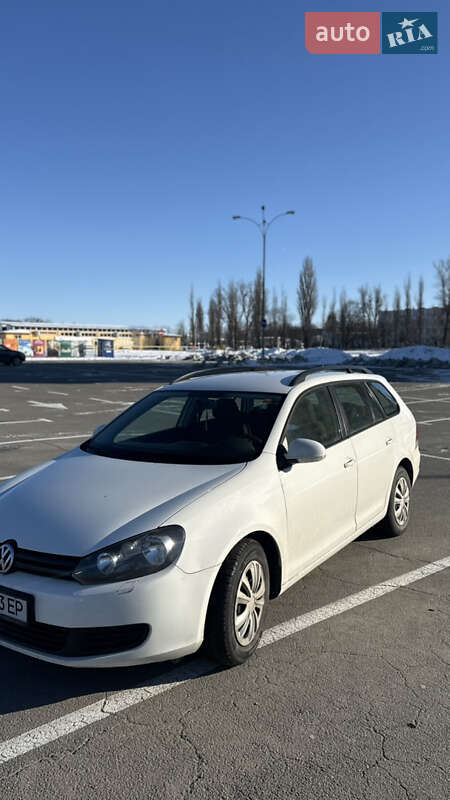 Volkswagen Golf 2011