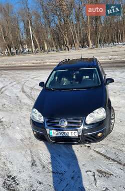 Універсал Volkswagen Golf 2008 в Дніпрі