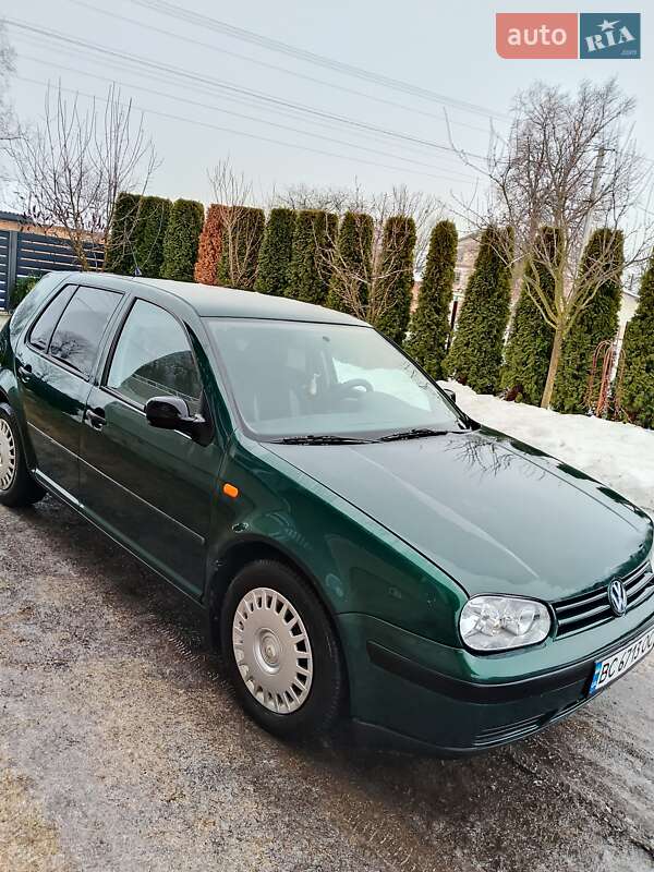 Volkswagen Golf 1998