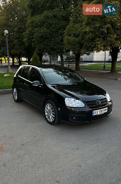 Хэтчбек Volkswagen Golf 2007 в Павлограде