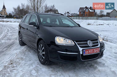 Универсал Volkswagen Golf 2008 в Рожище