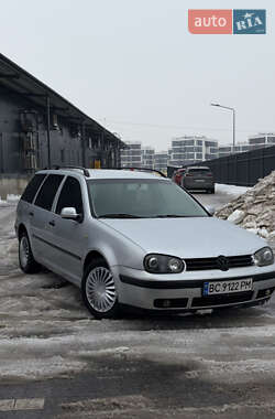 Универсал Volkswagen Golf 2001 в Львове