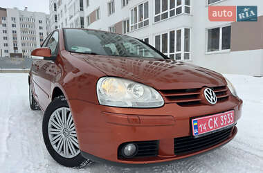 Хэтчбек Volkswagen Golf 2006 в Виннице