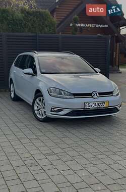 Универсал Volkswagen Golf 2018 в Стрые
