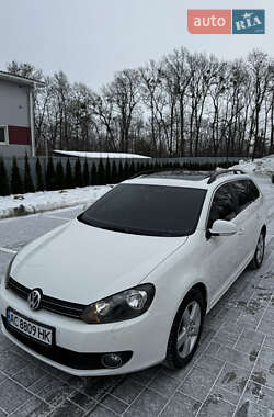 Универсал Volkswagen Golf 2012 в Луцке