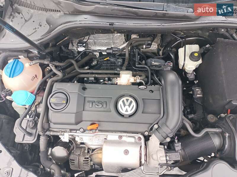 Универсал Volkswagen Golf 2011 в Луцке