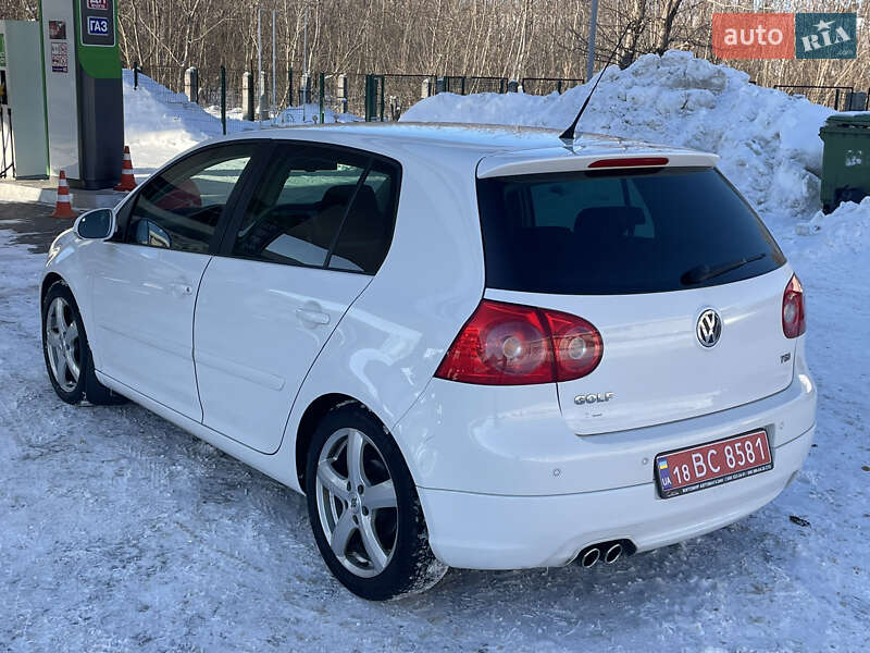 Хэтчбек Volkswagen Golf 2009 в Житомире