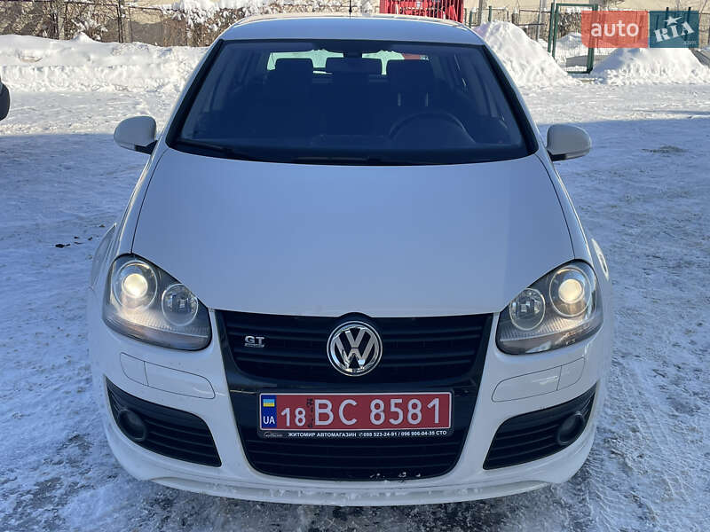 Хэтчбек Volkswagen Golf 2009 в Житомире