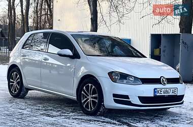 Хетчбек Volkswagen Golf 2016 в Дніпрі