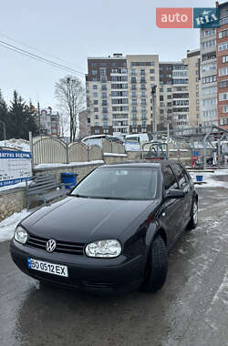 Хэтчбек Volkswagen Golf 2003 в Тернополе