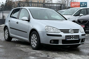 Хетчбек Volkswagen Golf 2009 в Рівному
