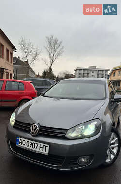 Хетчбек Volkswagen Golf 2012 в Перечині