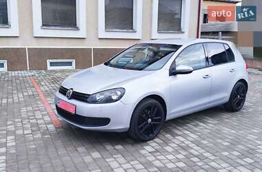 Хэтчбек Volkswagen Golf 2009 в Виноградове