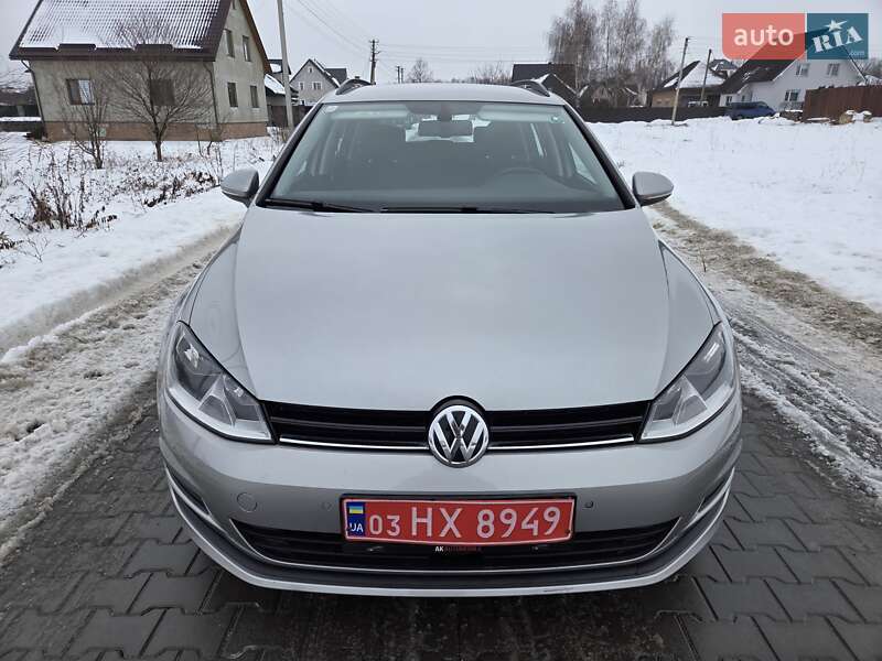 Универсал Volkswagen Golf 2015 в Луцке