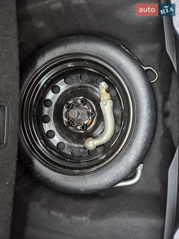 Универсал Volkswagen Golf 2015 в Луцке