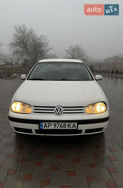 Хэтчбек Volkswagen Golf 1998 в Запорожье