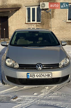 Хэтчбек Volkswagen Golf 2010 в Гайсине