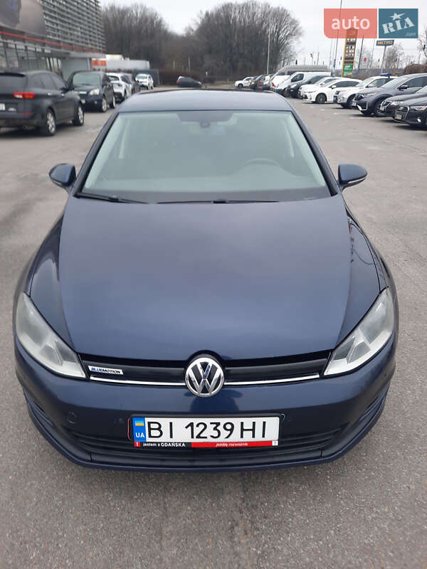 Хэтчбек Volkswagen Golf 2013 в Полтаве