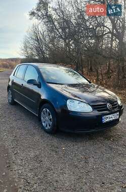 Хэтчбек Volkswagen Golf 2005 в Ромнах