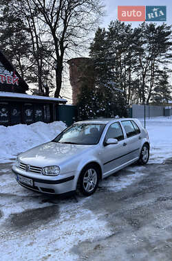 Хетчбек Volkswagen Golf 2002 в Славуті