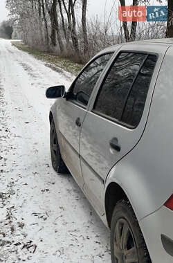 Хэтчбек Volkswagen Golf 2000 в Тернополе