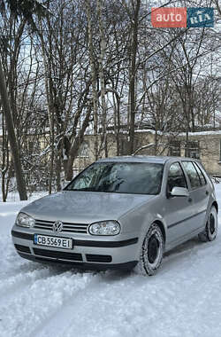 Хетчбек Volkswagen Golf 2000 в Чернігові
