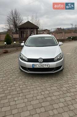 Універсал Volkswagen Golf 2010 в Львові