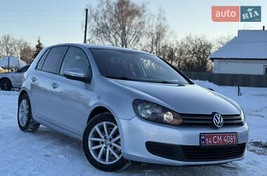 Хэтчбек Volkswagen Golf 2009 в Березане
