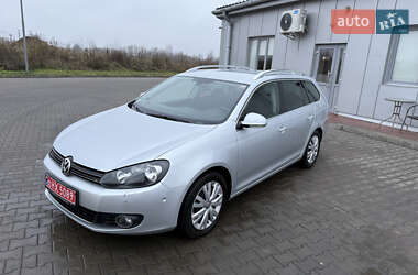 Универсал Volkswagen Golf 2010 в Луцке