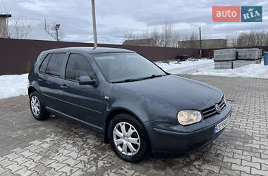 Хетчбек Volkswagen Golf 1999 в Вижниці