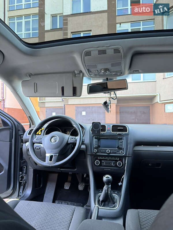 Volkswagen Golf 2011