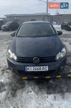 Хэтчбек Volkswagen Golf 2011 в Вишневом