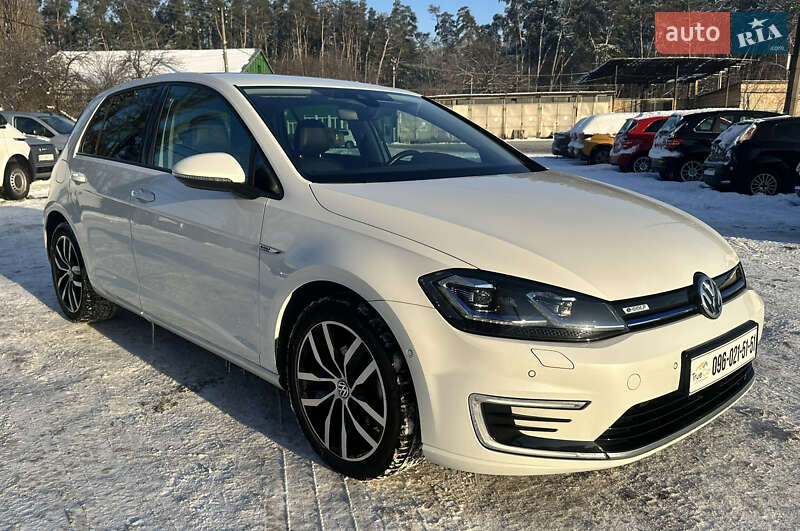 Volkswagen Golf 2020