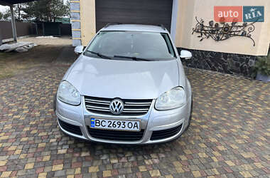 Универсал Volkswagen Golf 2008 в Жовкве
