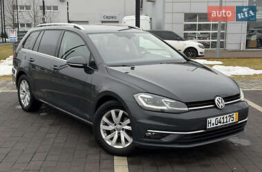 Универсал Volkswagen Golf 2019 в Мукачево
