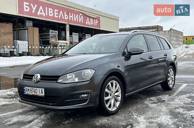 Универсал Volkswagen Golf 2016 в Житомире