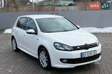 Хэтчбек Volkswagen Golf 2010 в Староконстантинове