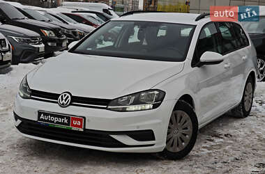Универсал Volkswagen Golf 2019 в Харькове